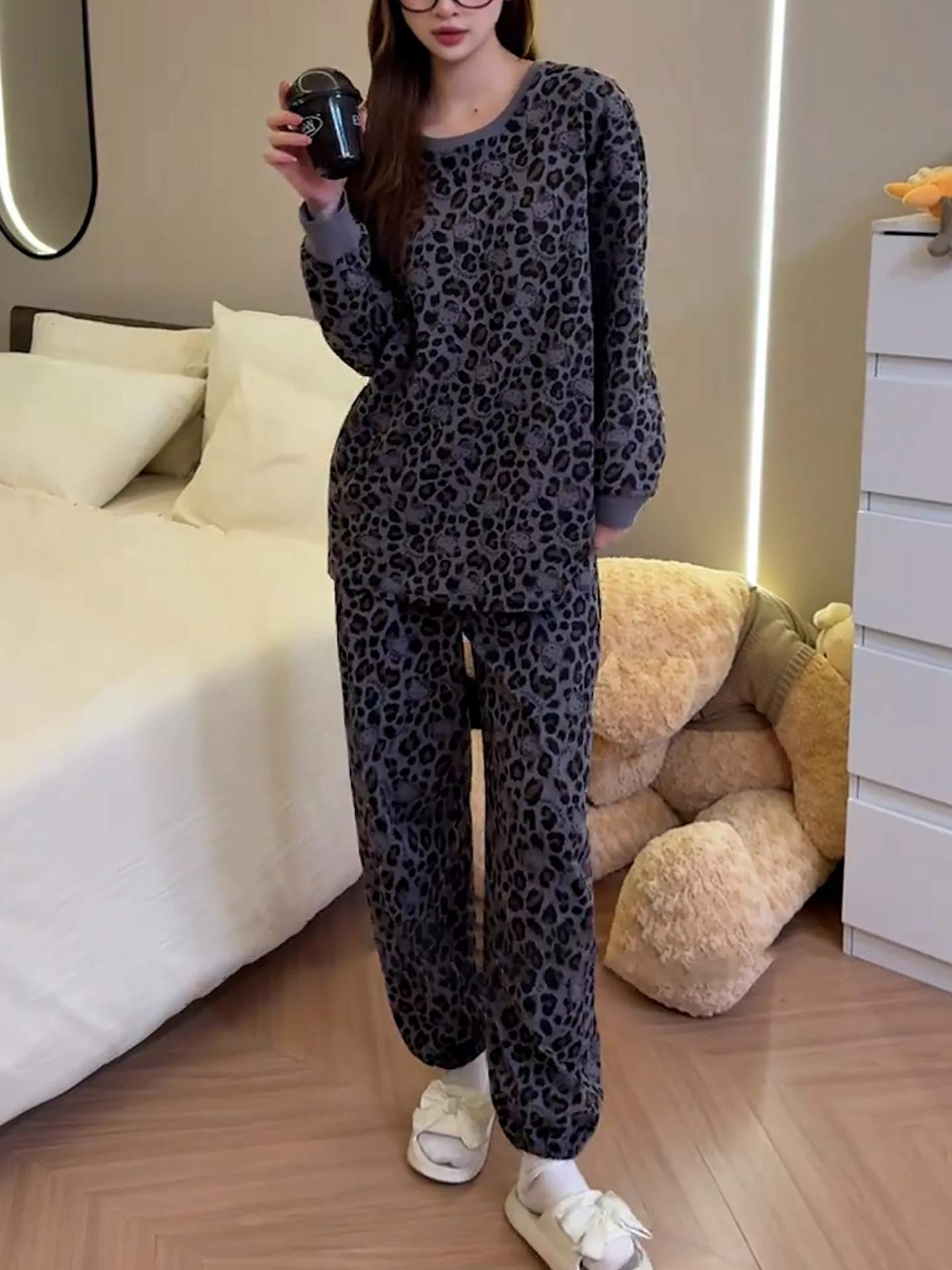 conjunto-de-ropa-deportiva-con-estampado-de-leopardo-yuan-xiang-con-relleno-en-el-pecho-algodon-puro-cuello-redondo-estilo-coreano-talla-grande-ropa-para-el-hogar