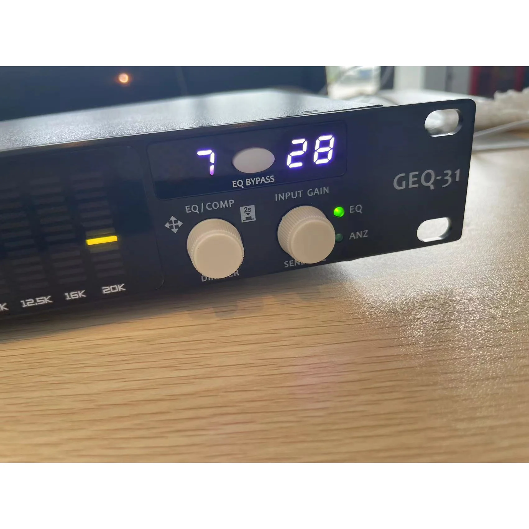 BDS GEQ-31 Mono Digital Spectrum Analyzer LED Display Equalizador Audio Spectrum Indicator Amplifier Level indicator VU Meter