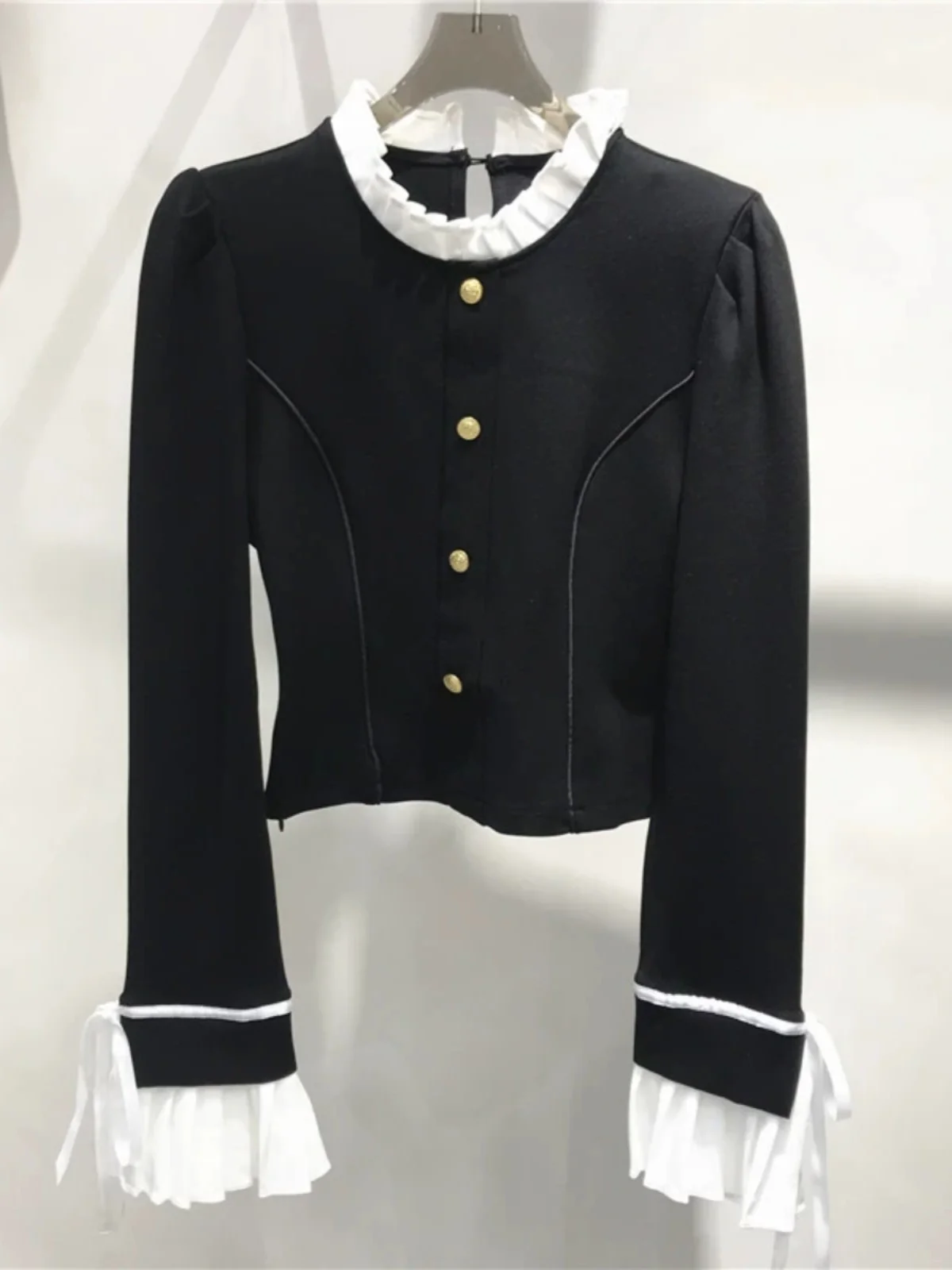 

Elegant Wooden Collar Short Sleeve Women's Shirt Fashionable Bell Sleeve Slimming Top Commute Style Pure Color Cotton Blend