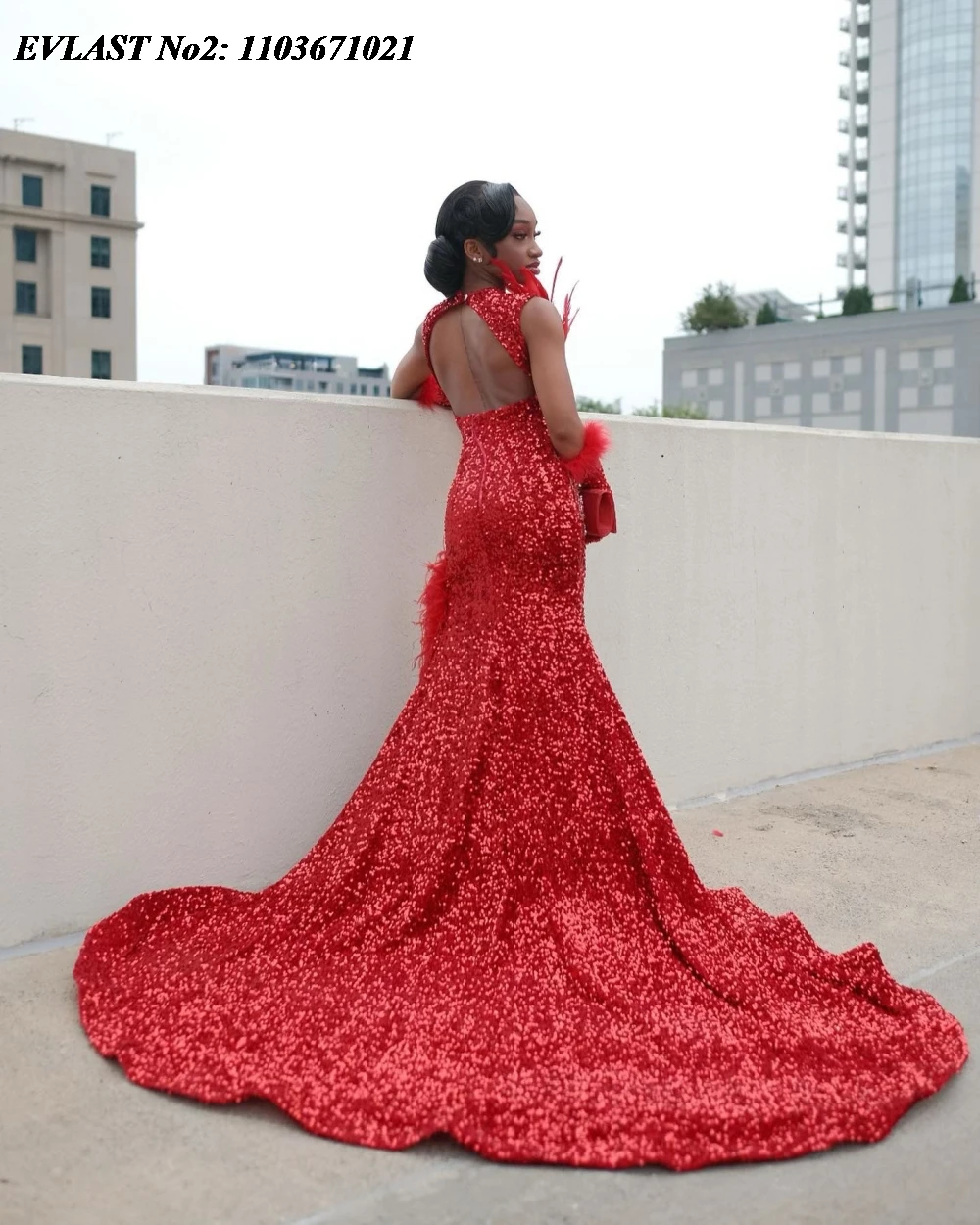 EVLAST personnalisé paillettes rouge paillettes sirène robe de bal noir filles haute fente plume cristal perlé robe de soirée E2P277