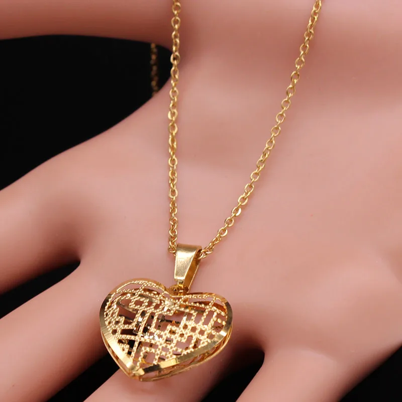 2024 Fashion Heart Stainless Steel Jewelry Set for Women Hollow Small Gold Color Earring Necklace Sets set de joyas S1537S01