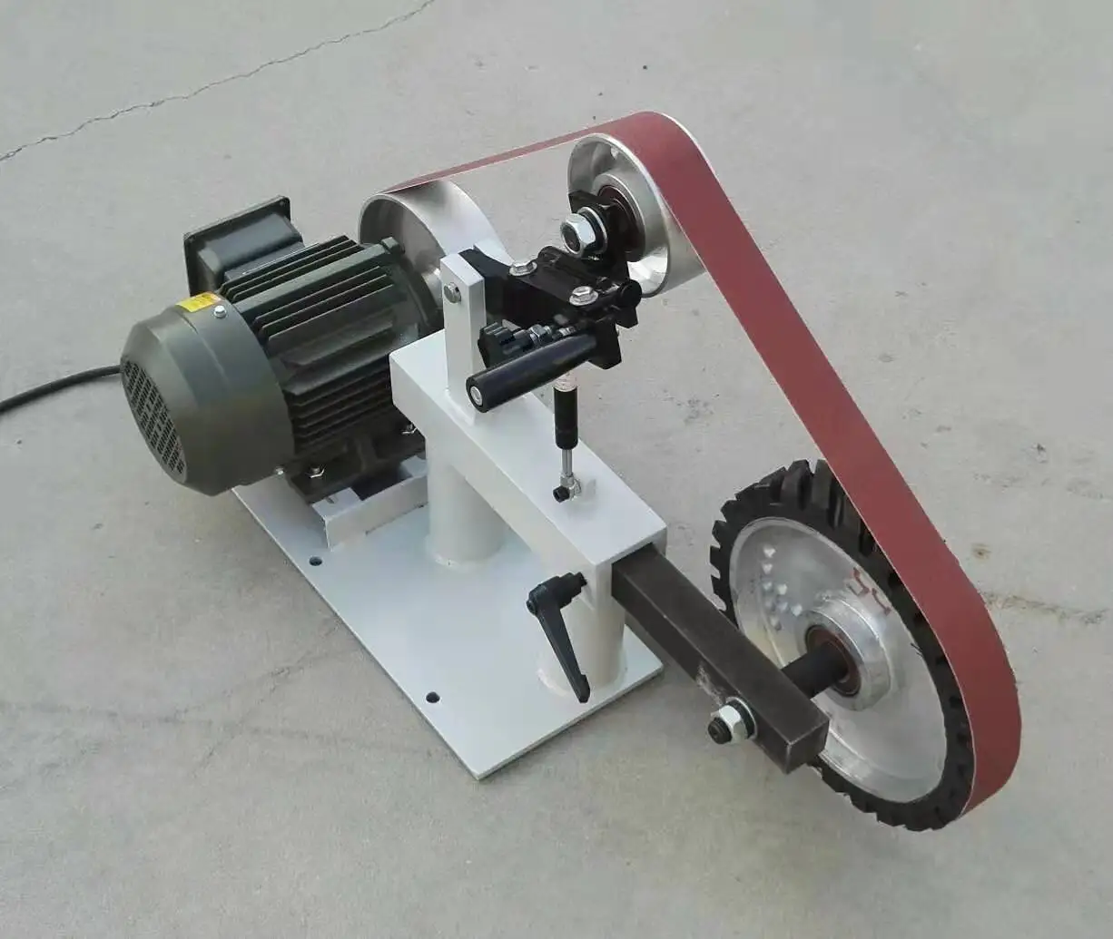 2100 Vertical Belt Sander Small Polishing Tabletop DIY Aluminum Parts Deburring and Surface Grinding Machine