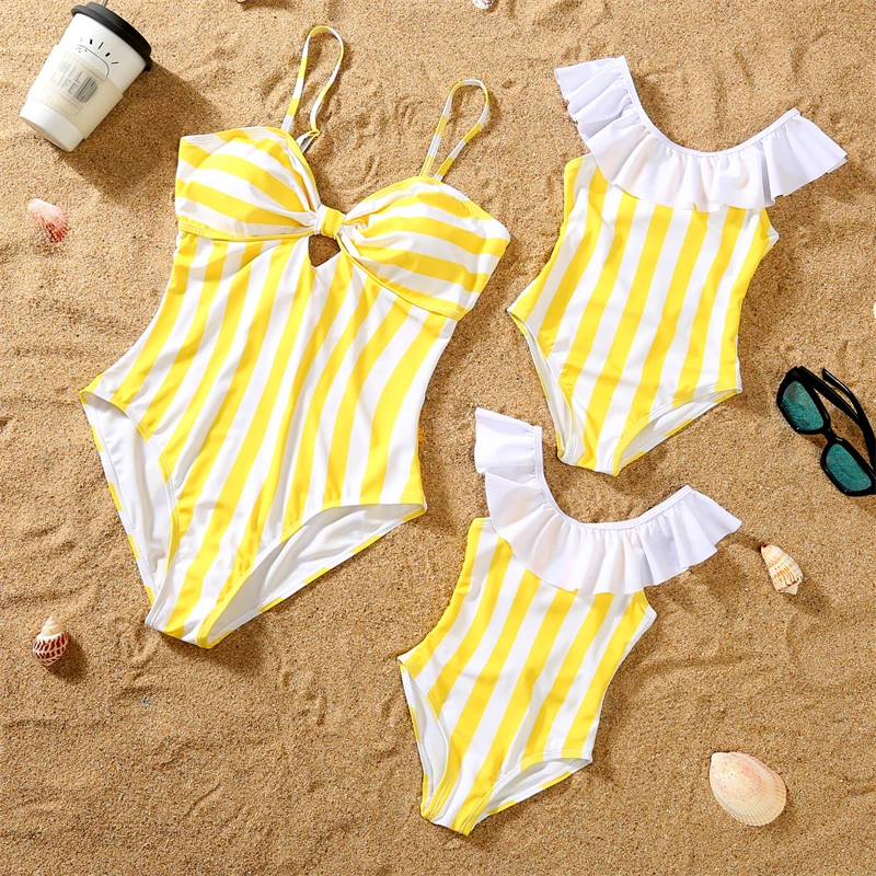 

Striped Swimwear One Piece Mother Daughter Matching Swimsuit Tank Ruffle Mom Mum Baby's Bathing Suit Mommy and Me Clothes 2026