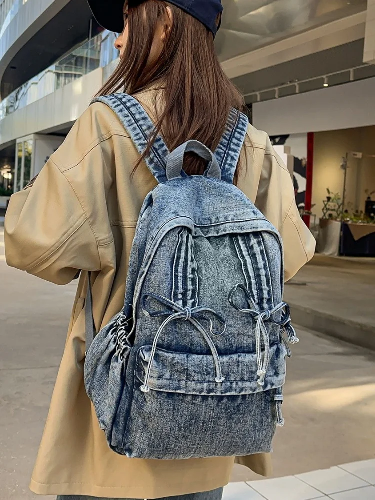 

Retro Artistic Sle Denim Bapa for Middle And High School Girls Versatile Daily Commuting Bag with Multiple Carents
