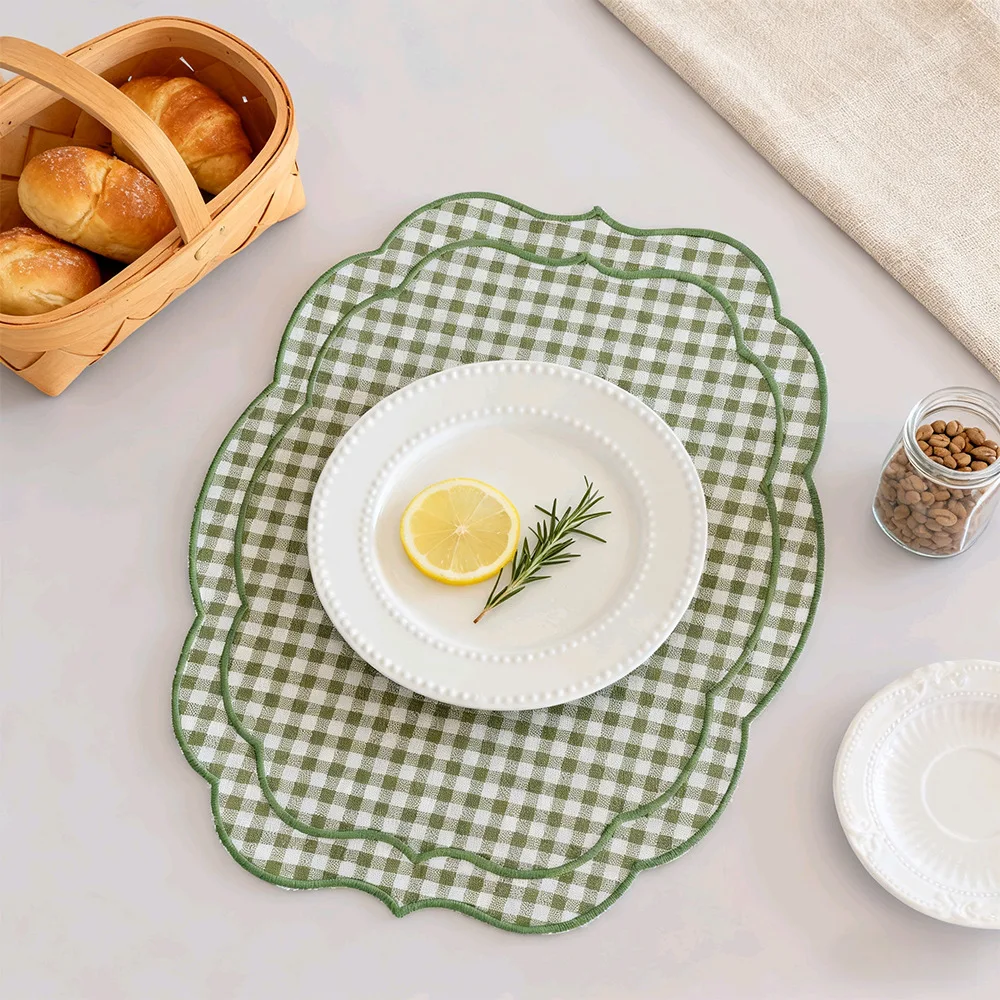 Cross-border Green Lace Irregular Embroidery Checkered Placemats and Birthday/wedding Napkins for Birthday Party Decoration