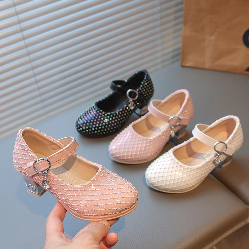 

Little Girls Princess High Heels Leather Shoes with Sparkly Sequins 2026 New Summer Kids Dress Shoes Soft Sole Classic Mary Jane
