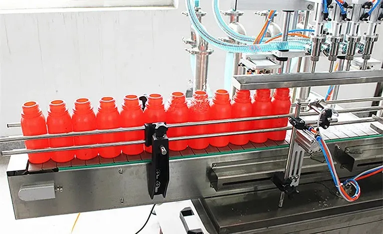 Soda mixer to produce cola carbonated beverage high pressure pump 4 head bottle liquid filling machine