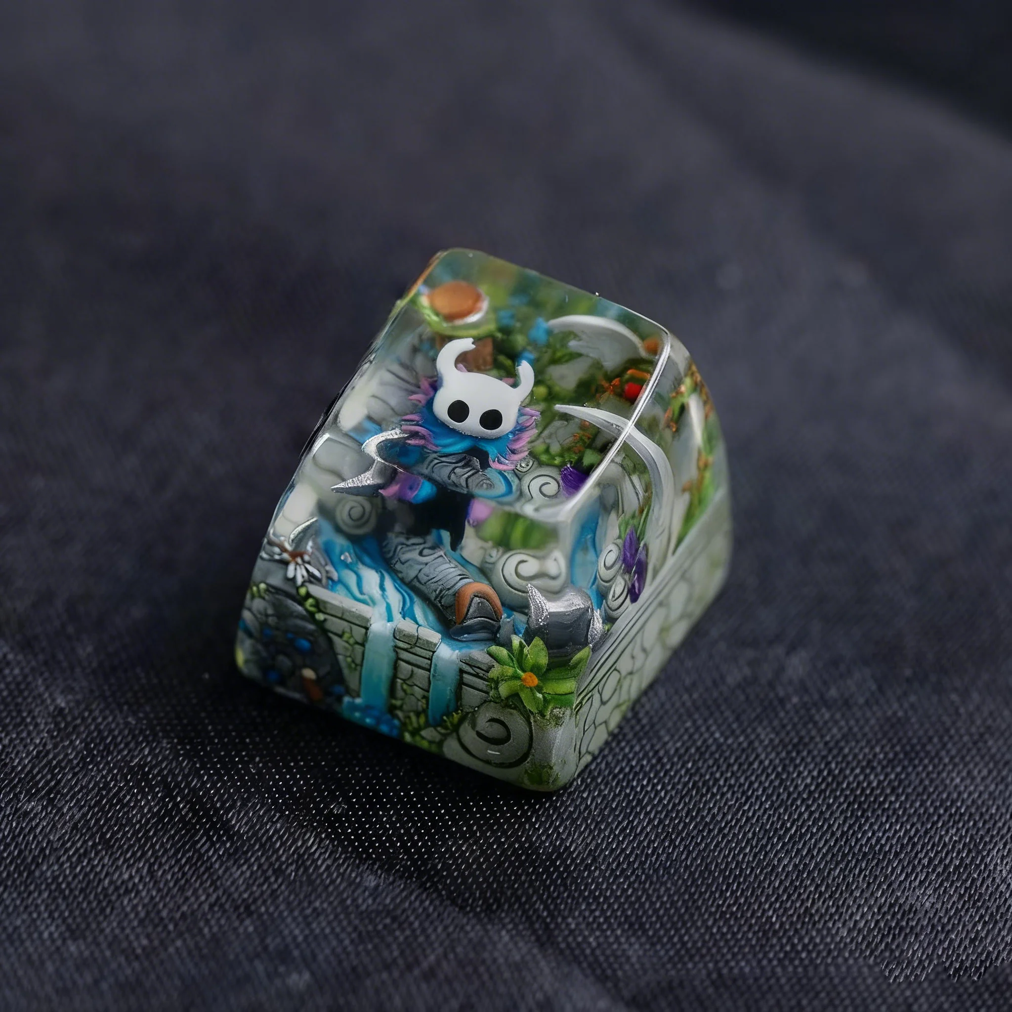 Hollow Knight Transparent Keycaps, Mini World Resin Mechanical Keyboard Keycaps, Keyboard Decorations, Custom Keycaps for Gamers