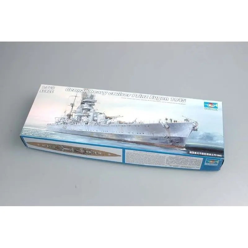 

Trumpeter 05767 1/700 German cruiser Prinz Eugen 1945 - Scale Model Kit