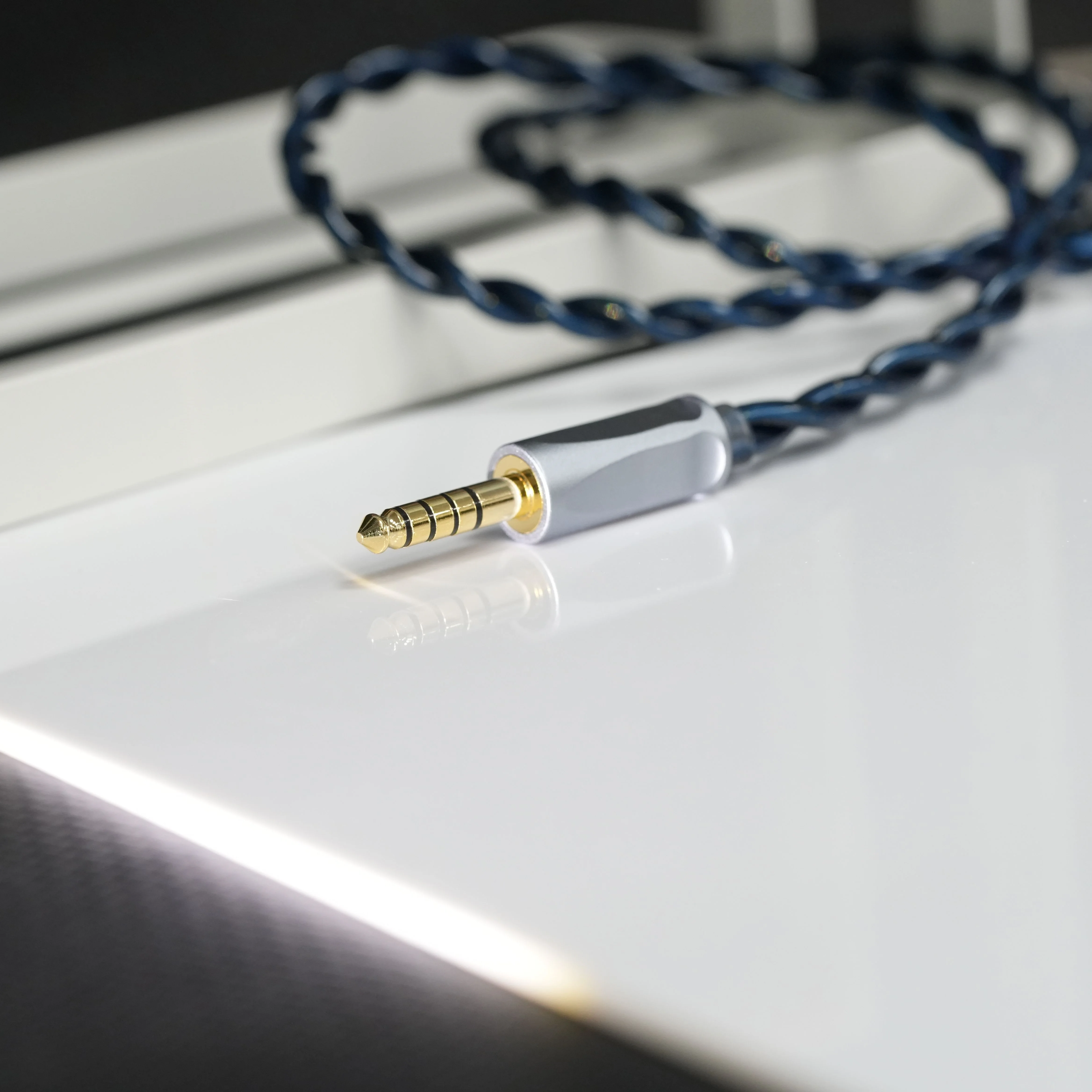 ZiSin-328 IEM ケーブル、4.4mm および MMCX/埋め込み 2 ピン/デュアル