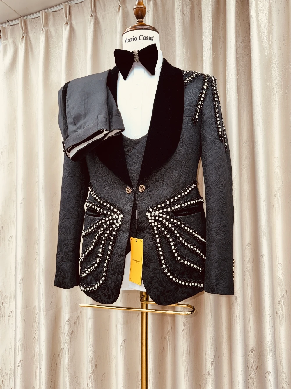 Men's 3 Piece Luxury Black Tuxedo Suit Velvet Shawl Lapel Crystal Beaded Jacquard Blazer Vest Pants Set Groom Wedding Prom Wear