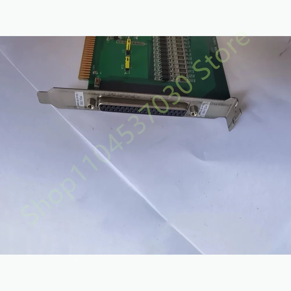 32-channel isolation protection digital input card PCL-733 REV B1 01-2