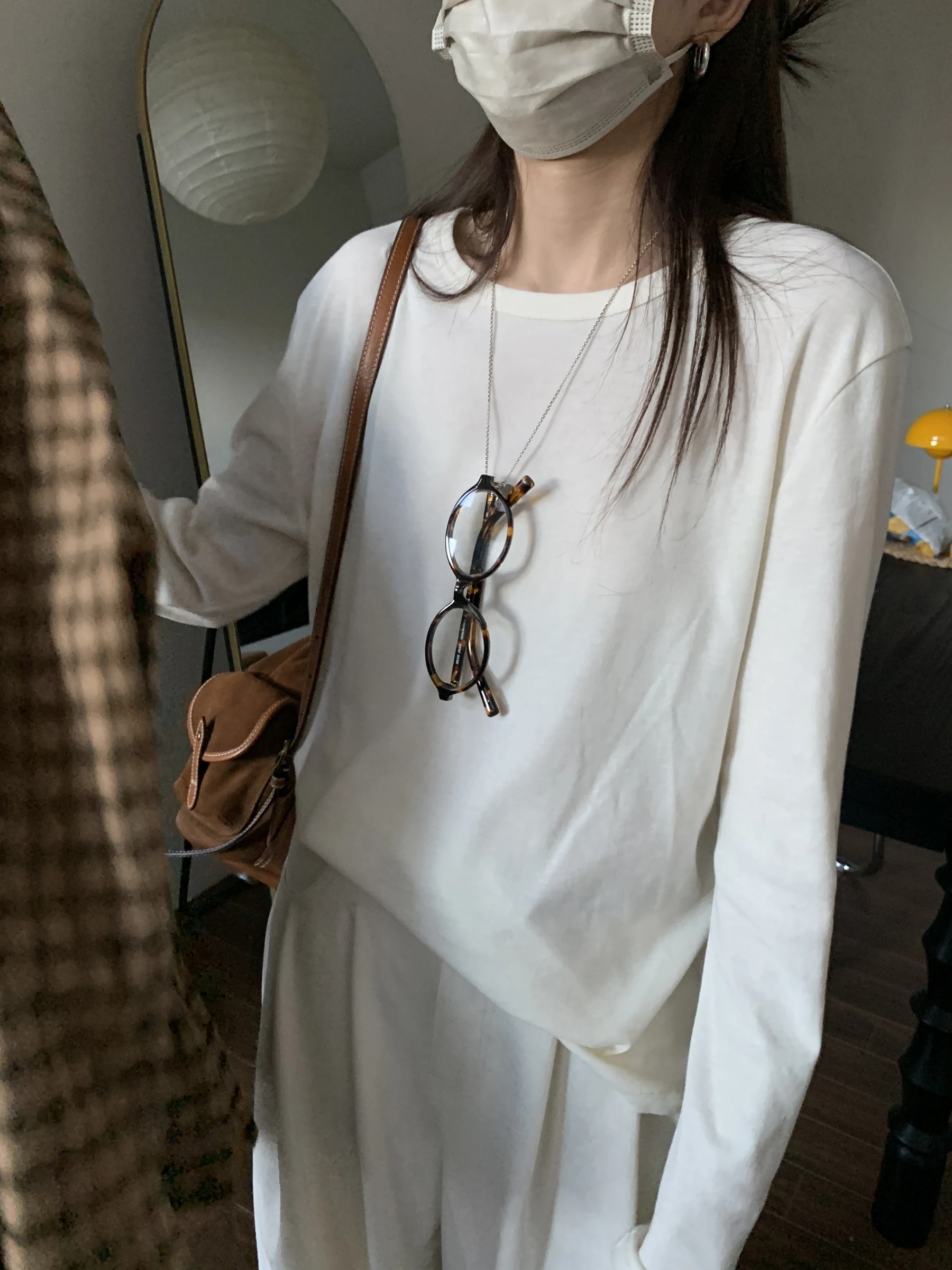 

NIZONDAYS 25AW0 Простая повседневная круглая футболка с базовым слоем, 6 цветов, универсальная длинная хлопковая одежда для прогулок, одежда для поездок на работу