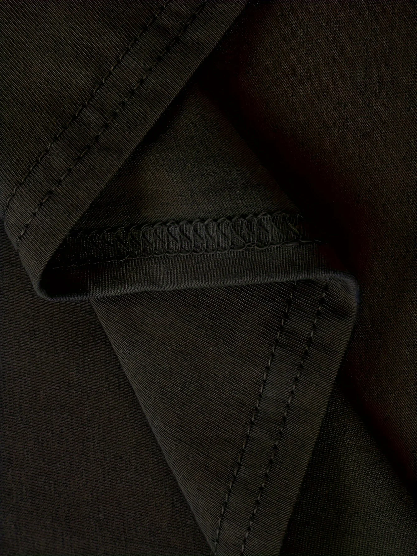 イエスは愛の光をもたらします、トレンディな服装、柔らかい、半袖のラウンドネックカジュアルトップ。