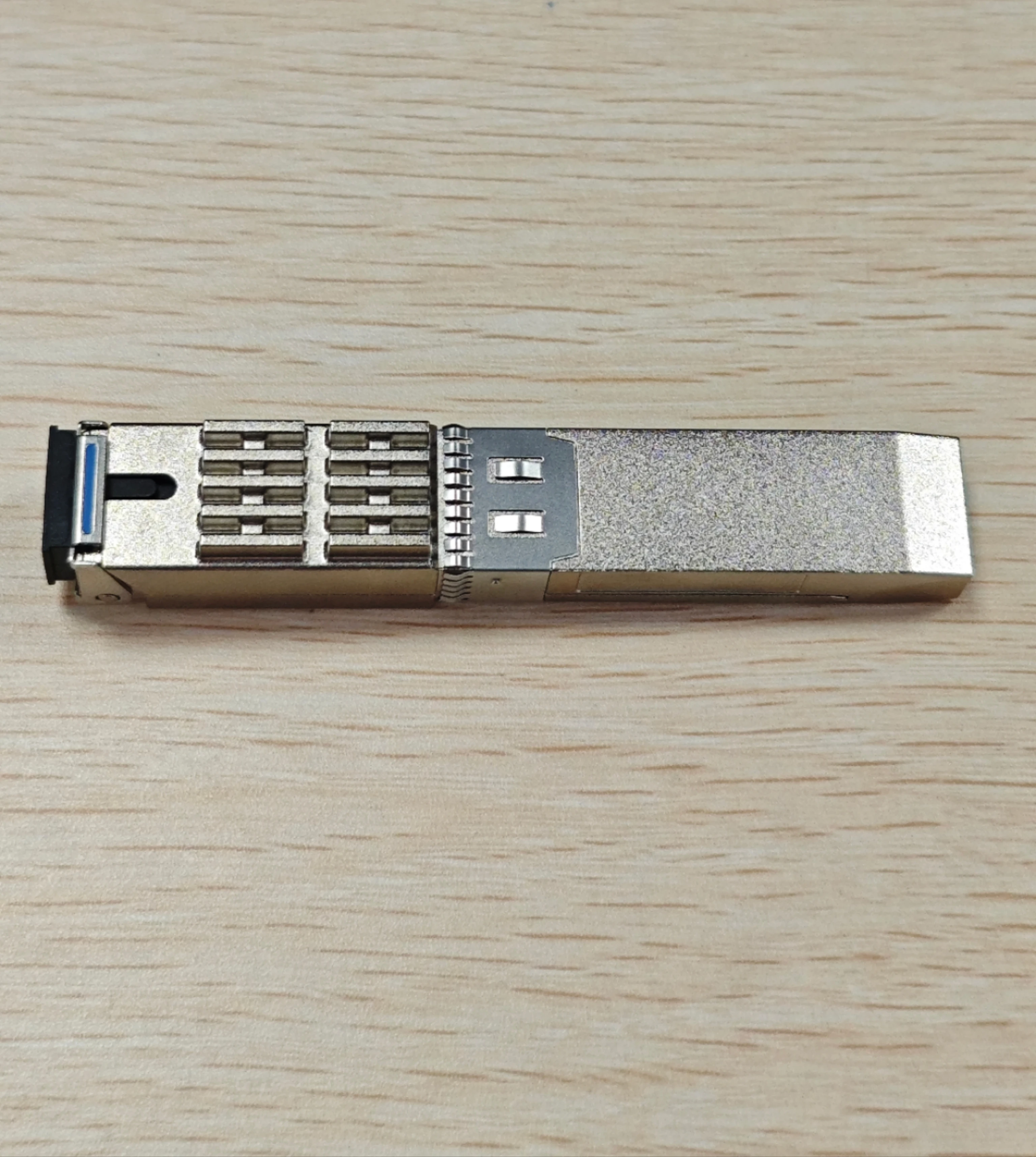 XGSPON ONU Stick مع وحدة MAC SC/APC SMF الضوئية SFP + 1270nm-TX/1577nm-RX 9.953G-TX/9.953G-RX الفئة N1 20 كجم DOM Simplex #5