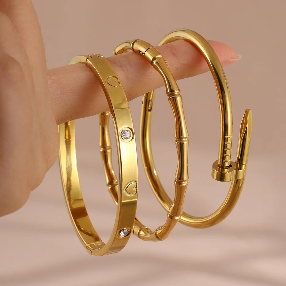 צמיד נירוסטה קלאסי עם שרשרת ועיצוב תלתן בסגנון אופנה לנשים