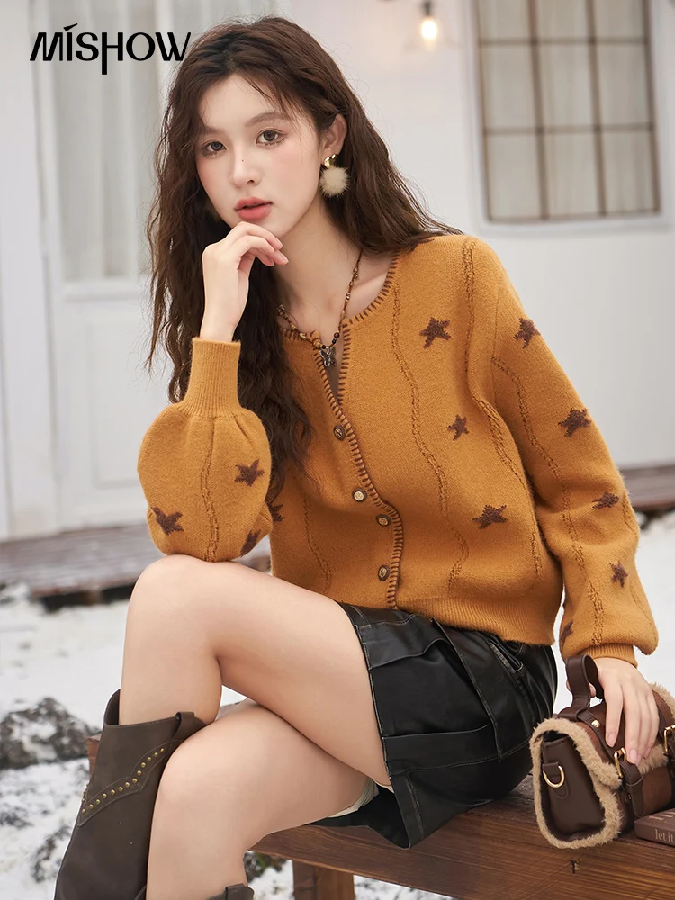 MISHOW French Star Graphic Orange Sweater Autumn Winter 2023 V Neck Lantern Sleeve Knit Cardigan Retro Lazy Knitwear MXC53Z0236