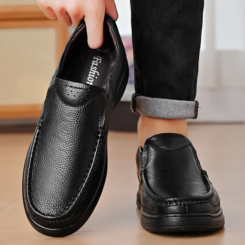 Wacerta-Zapatos de piel auténtica para hombre, mocasines informales hechos a mano, suaves, sin cordones, color negro