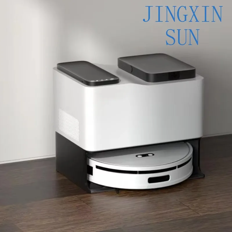 Self-washing robot vacuum cleaner