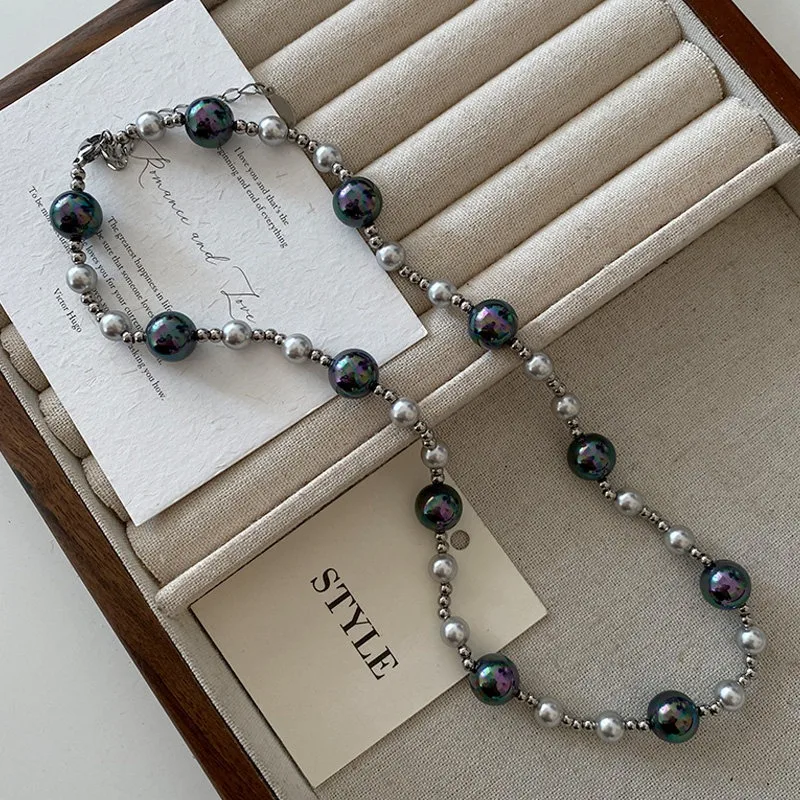 Pearl necklace women's new autumn and winter stacked with sweater chain high-end light luxury gradual change collarbone chain