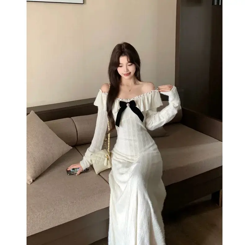 暖かさエレガントな女性の秋/冬フリース裏地付き厚みのあるスカートフレンチメイドスタイルレースドレススリムインナーロングドレスTS725