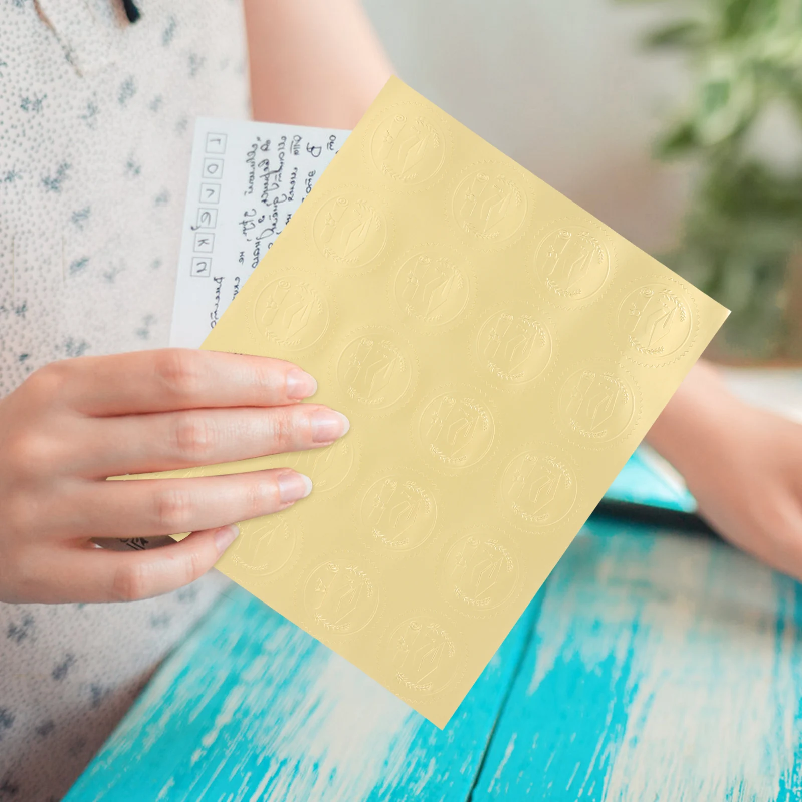 

10 Sheets Steel Stamp Embossed Stickers Golden Envelope Seals Self Adhesive Graduation Party Decorations Commemorative Student