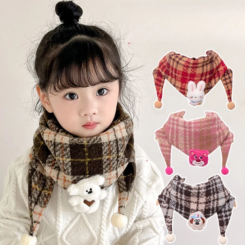 

Детский шарф Miniso, клетчатый треугольный шарф, детский теплый шарф с героями мультфильмов для мальчиков и девочек, милый высокоэластичный ветрозащитный чехол на шею