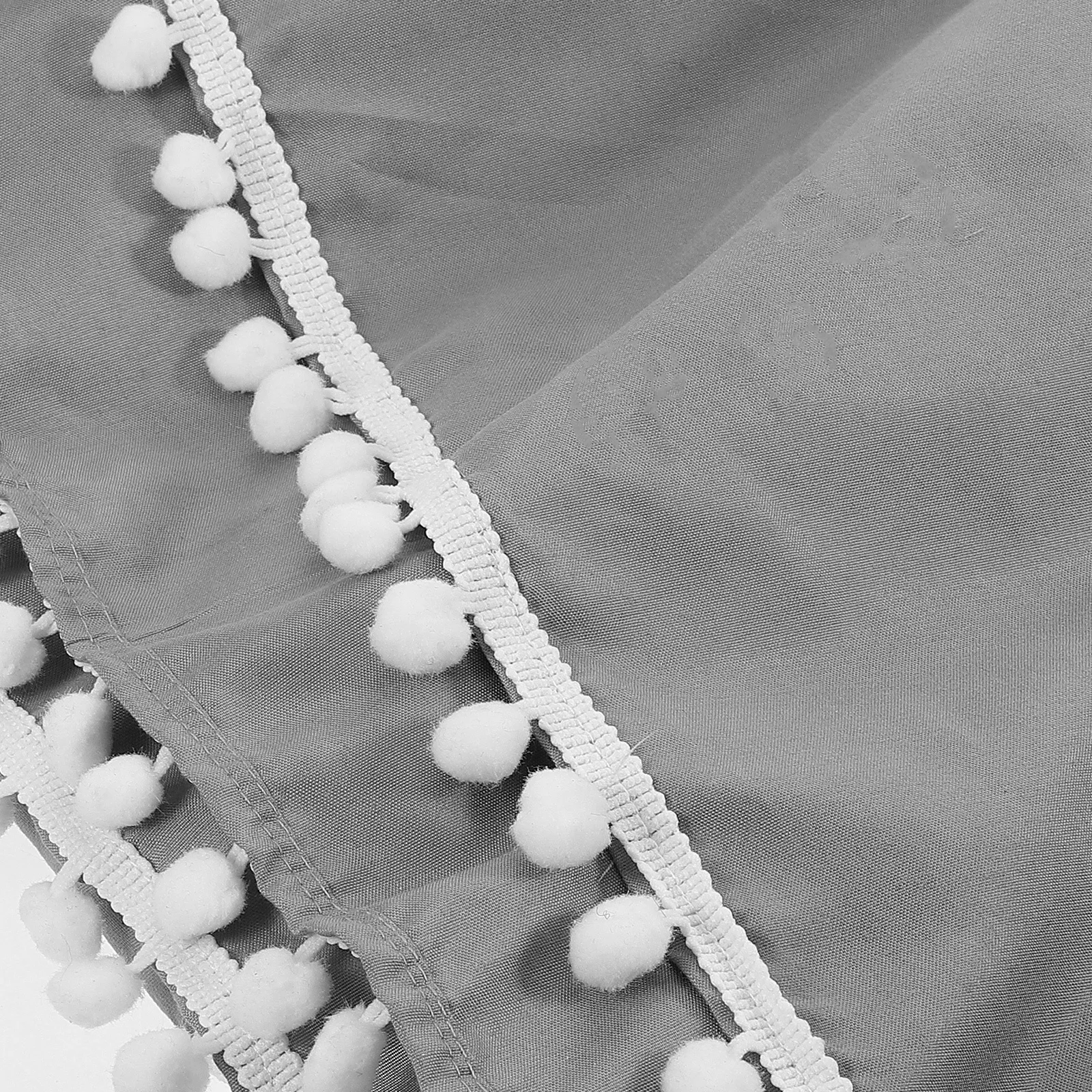 تنورة سرير قطنية، غطاء سرير محايد، حماية من الحطام، ملحقات سرير بوم بوم الناعمة، ملاءة مرتبة مناسبة