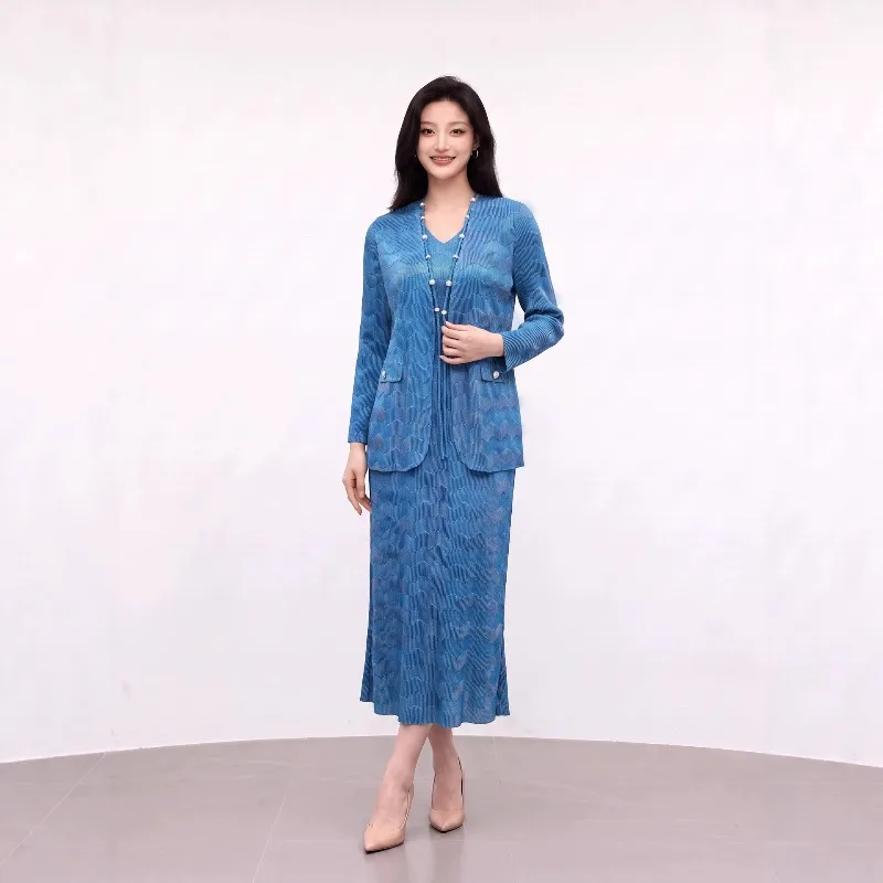 Miyake Pleated Dress Set Plisse Women 2026 Autumn Pleats Two-Piece Set Elegant Fashionable Commuting Versatile Women Clothing