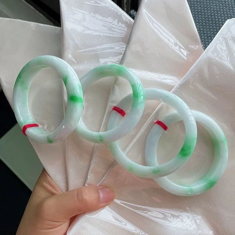

Jade Jade Bracelet Spring Color White Background Green Myanmar Milk Full Green Jade Ice-like Yang Green Flower Women's Bangle