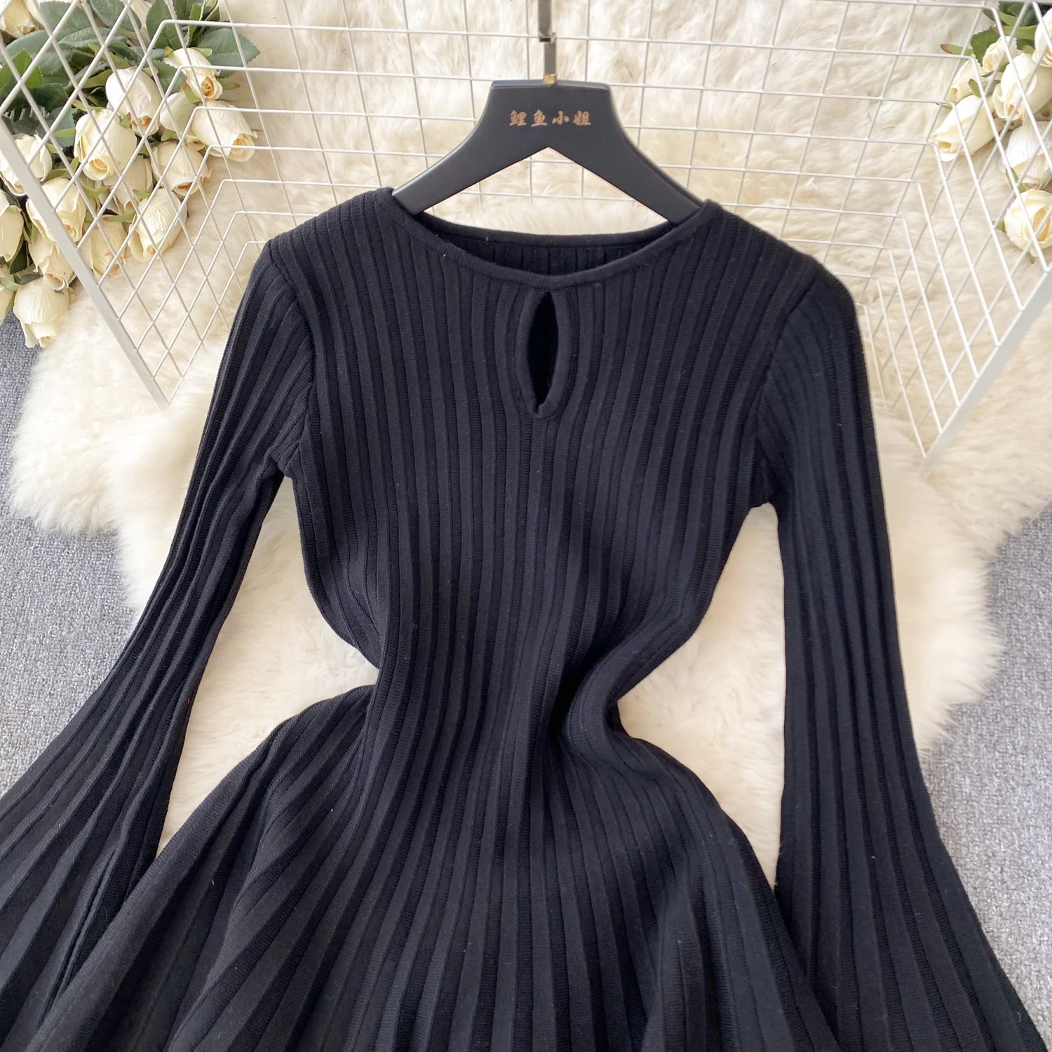 Women Chic Elegant O Neck Long Sleeve Dress French Sexy Fashion Knit Elastic Slim A-line Mini Dress