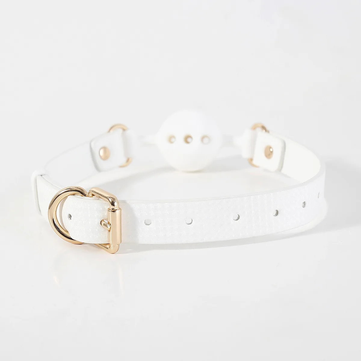 Erotische Trainingszubehör für Erwachsene, Sex, weißer Silikon-Mundball, sabbernder Mund, Ball, Plug-Sperre, kleiner Kugel mit drei Löchern