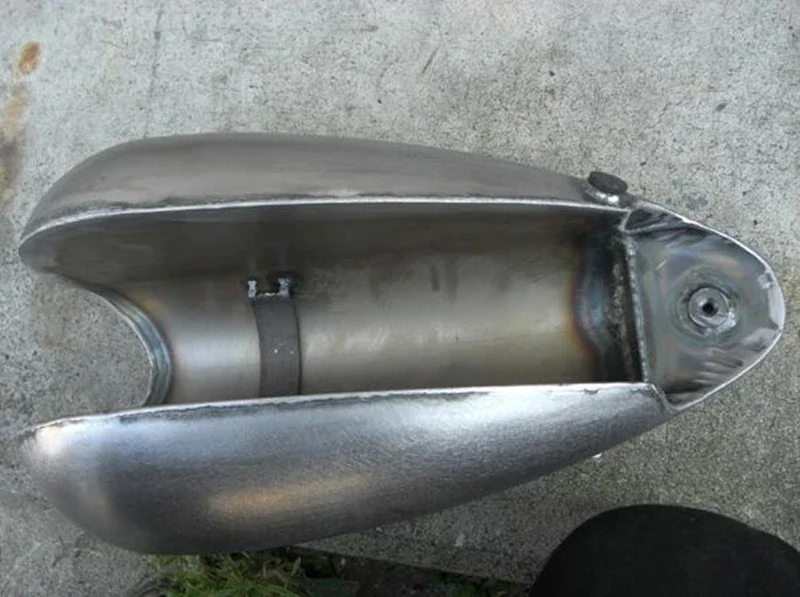 

Pop For Yamaha SR400 Motorcycle 7L Petrol Gas Fuel Tank With Cap