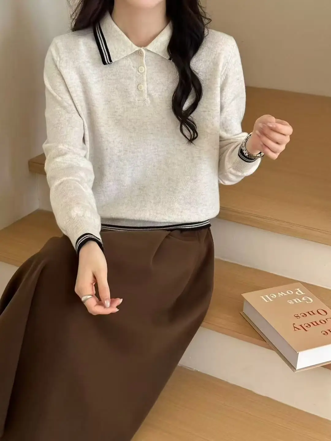 

Pullovers Womens Elegant Long Sleeve Design Full Arm Coverage Construction Winter Appropriate Seasonal Style Cold Weather Ready