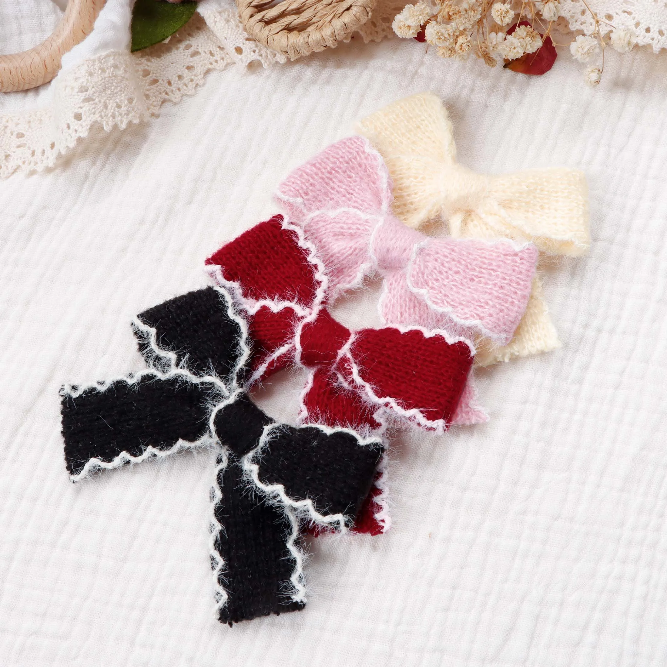 2 stücke Stricken Wolle Bogen Barrettes Gestreiften Spitze Bogen Haar Clip Für Mädchen Baby Herbst Decor Haar Zubehör Kid Party tragen Haarnadel – Detail 3