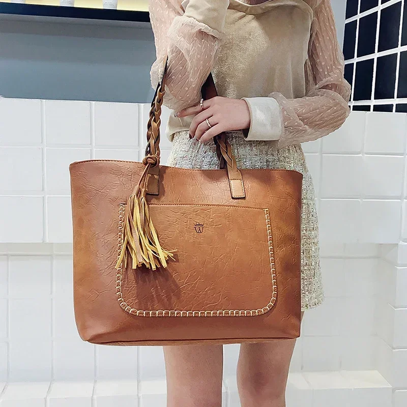 Large Capacity Women Bags Shoulder Tote Bolsos New Women Messenger Bags with Tassel Famous Designers Leather Hand Bags