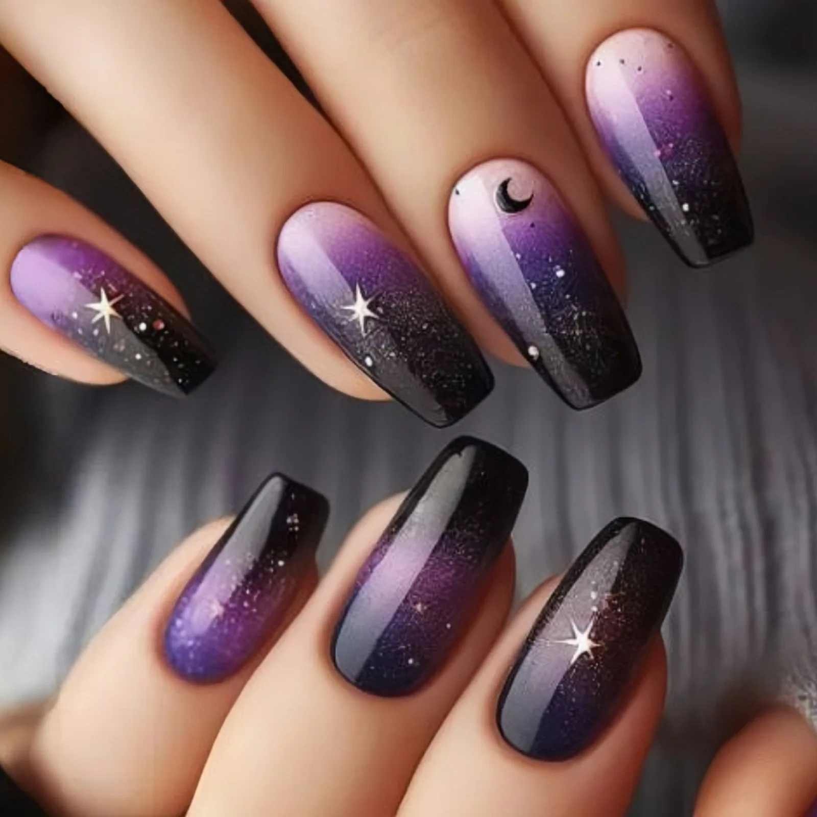 24Pcs Short Ballet Purple Gradient Full Cover False Nails Starry Sky Shiny Powder Pattern Press on Nails Wearable Fake Manicure