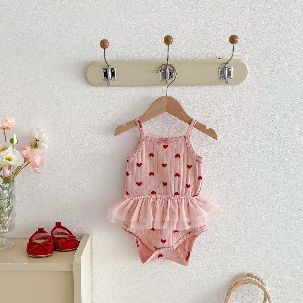 Cute Sweet Summer Baby Girl Onesies Butterfly and Heart Print Simple Comfortable Suspender Bodysuit Cotton Baby Romper