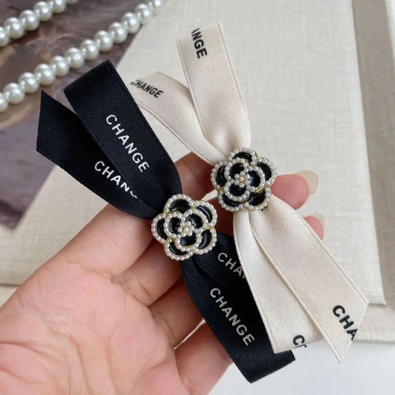 

Korean Camellia Pearl Hairpins for Women Elegant Flower Bow Hair Clips Duckbill Clip Barrette Girls Hair Accessories
