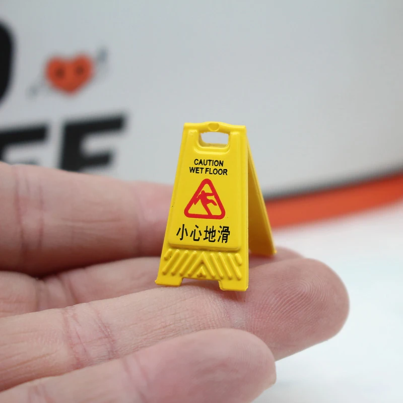 1/12 Dollhouse Caution Wet Floor Warning Sign Dollhouse Miniature Traffic Scene Toys Dolls House Decoration Accessories