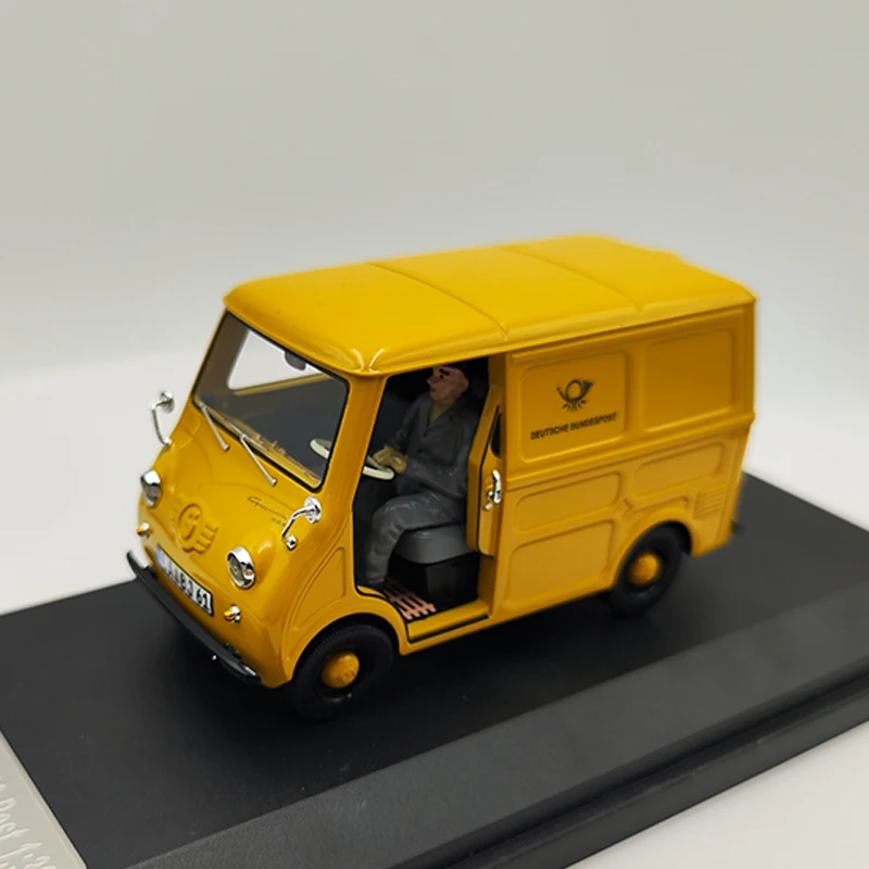 

1:32 Scale Resin Goggo Transporter 400 Post Van Toys Cars Model Yellow Classics Adult Souvenir Collectibles Gifts Static Display