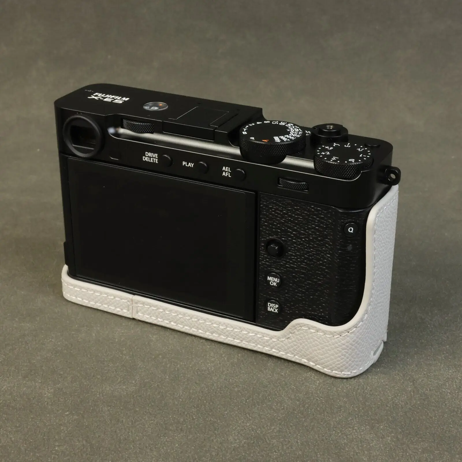 Fujifilm/Fujifilm X-E5 camera leather case base XE5 mirrorless camera dedicated half set can directly change the