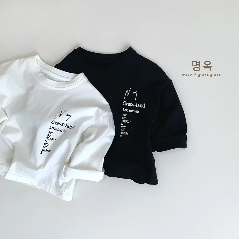 Versatile Black and White Long Sleeved T-shirt for Boys and Girls Autumn New Item Children's Treasure Letter Printed Casual Top