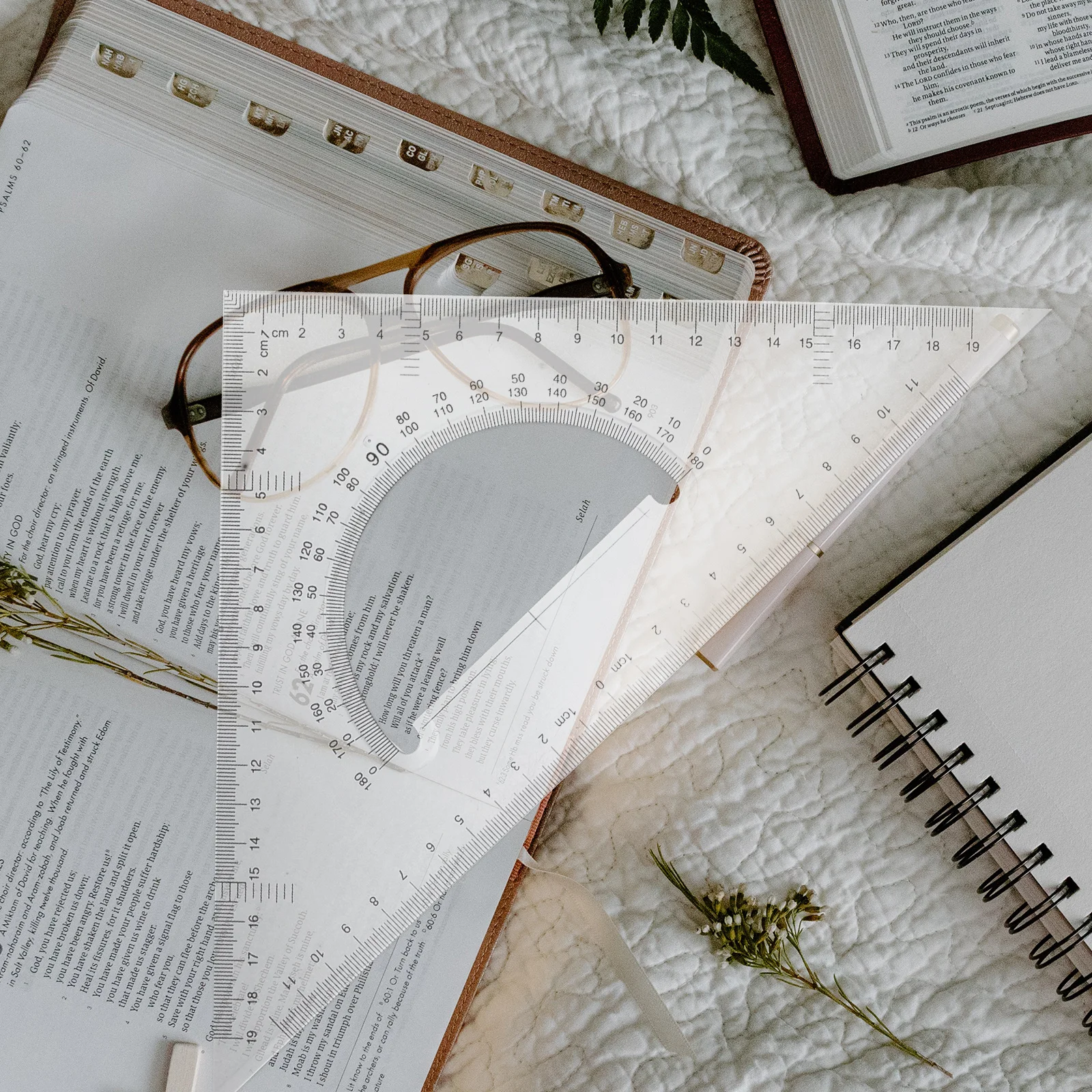 

4pcs Triangle Ruler Set Plastic Geometry Drawing Tools For Measuring Drafting Multi-Functional Scales Clear Graduations Set