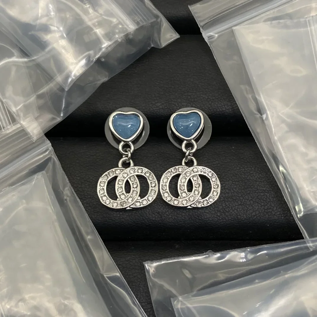 

2025 Light Luxury Fashion Boutique 925 Silver Women's Earrings, Eternal Classic, Perfect for Multiple Occasions, Free Shipping