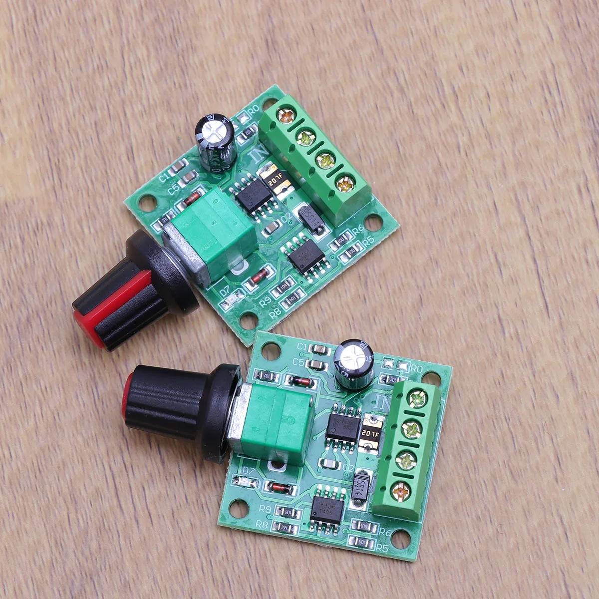 

1.8V 3V 5V 6V 12V 2A Pwm Controller Power-On Led Self-Recovery Fuse Motor Speed Switch For 2A Dc Load Speed Control Dc Motor