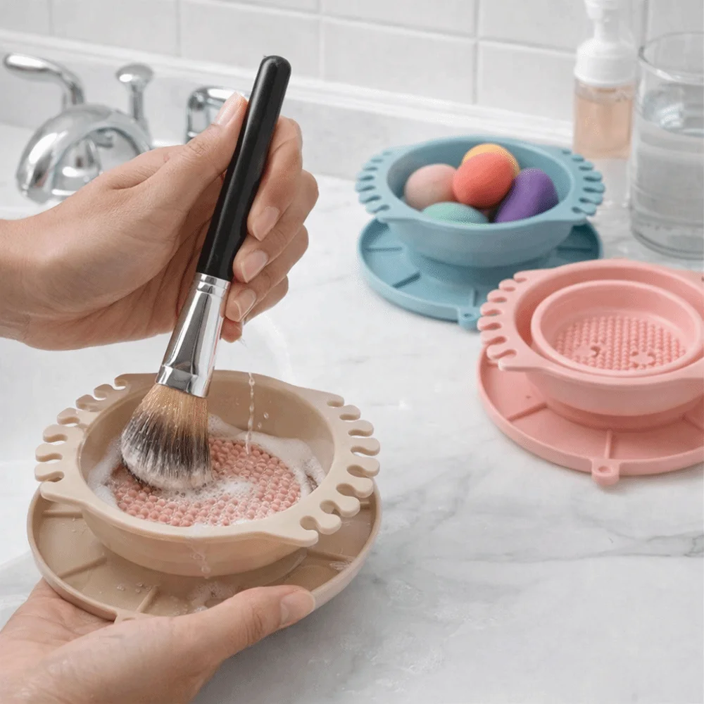 3 in 1 Makeup Brush Cleaner Silicone with Brush Holder Makeup Brush Cleaning Box Folding Eye Shadow Brushes Washing Bowl Travel