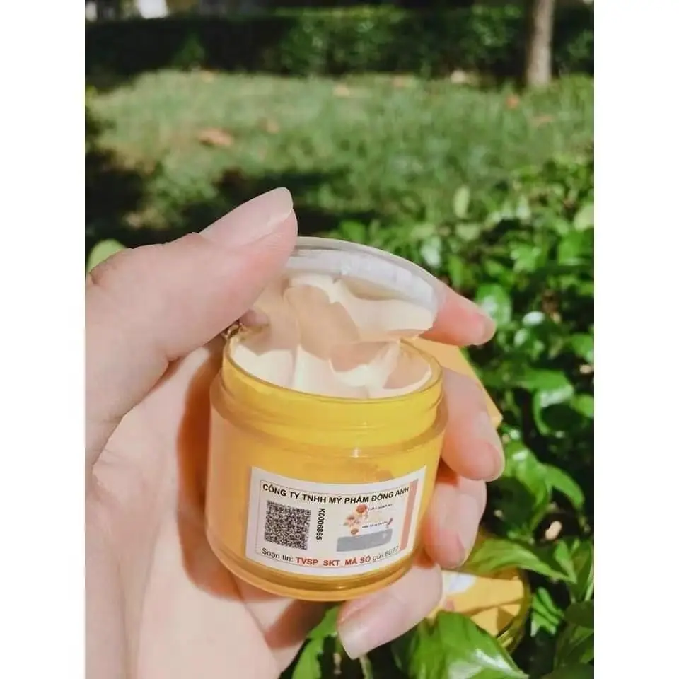 

Sieu Kich Trang COLLAGEN x3 dong anh 30g Vietnamese Whitening Cream Body lotion