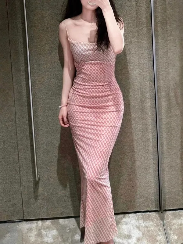 

Summer 2025 New Women's Printed Silk Me Pink Midi Strap Dr High Waist No Sve Bodycon Dr Sexy Sle Long Skirt