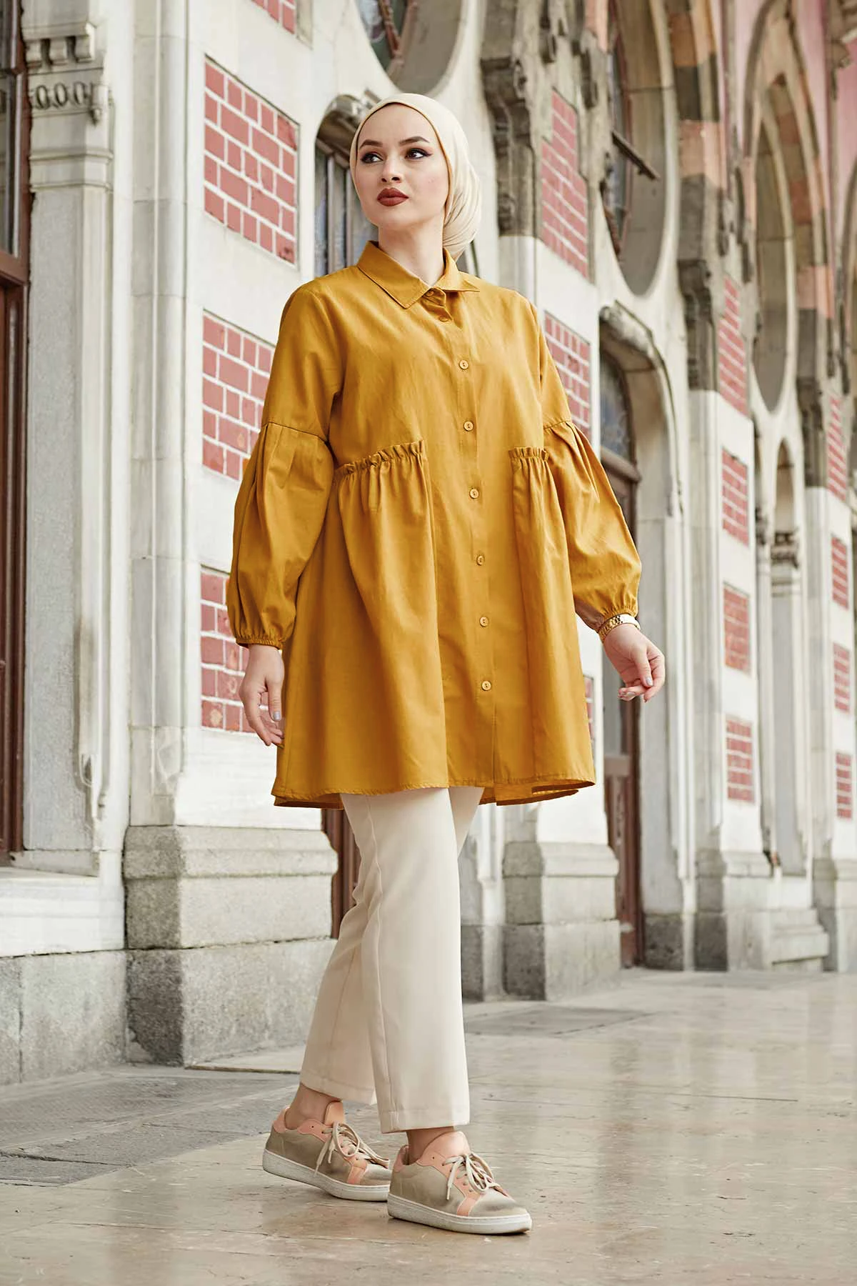 

Handle Pleated Poplin Shirt MD Mustard